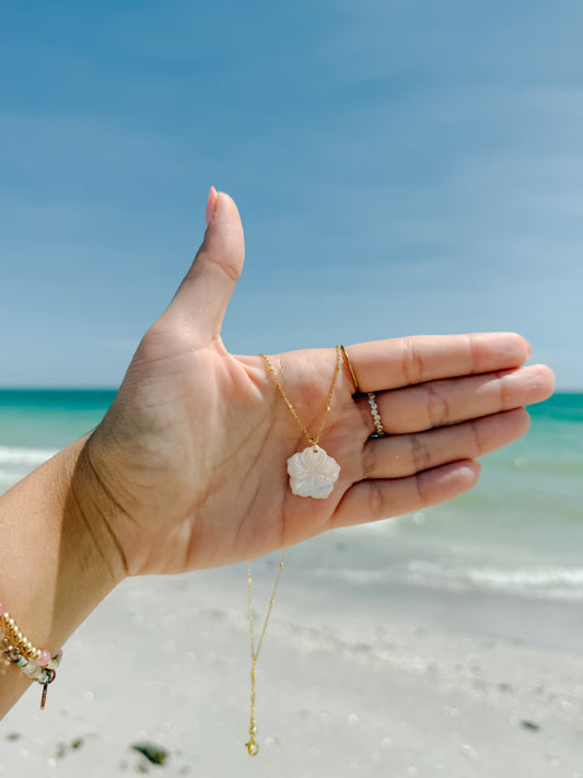 Mother of Pearl Hibiscus Necklace