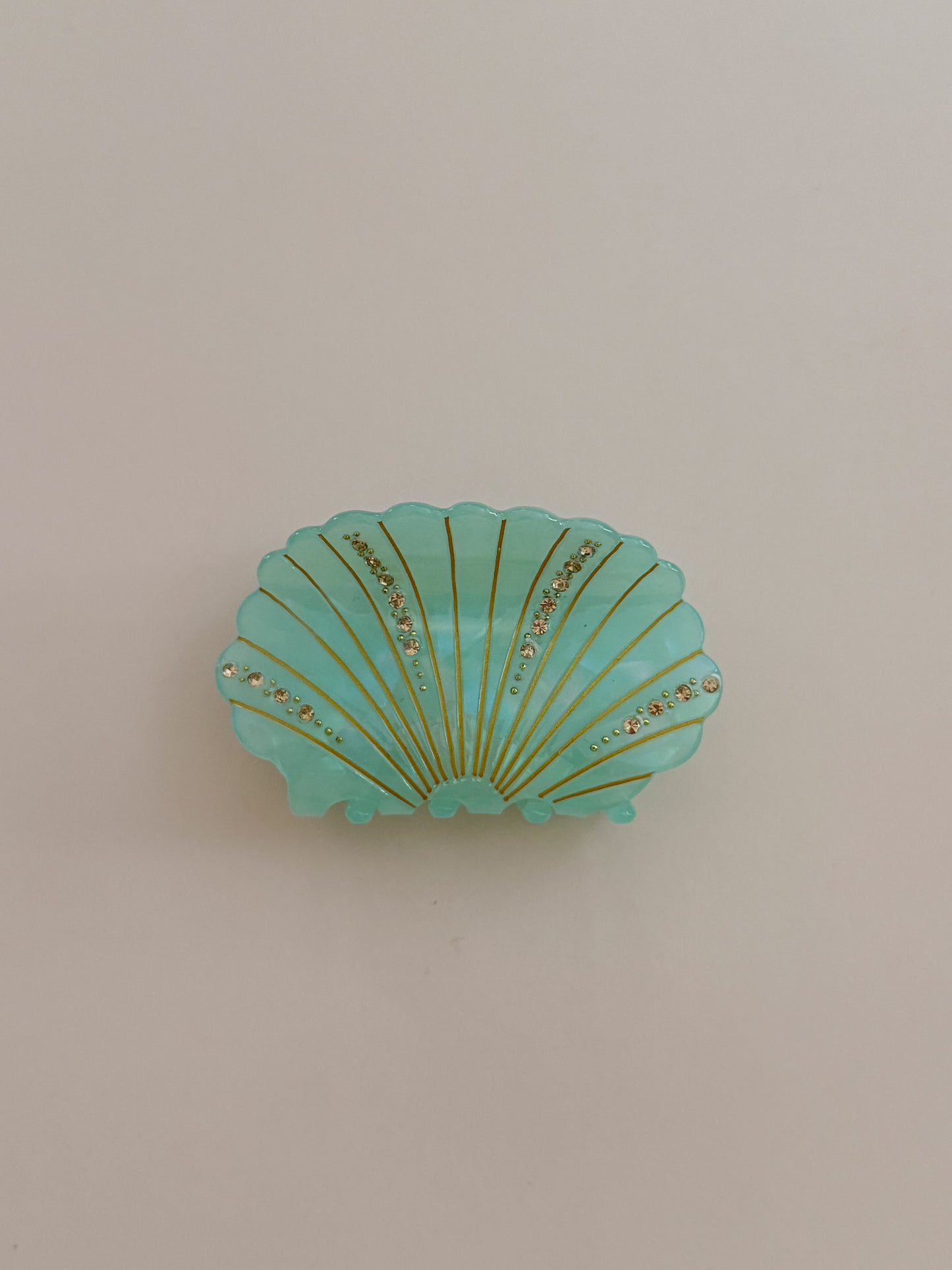 Seafoam Seashell Hair Clip