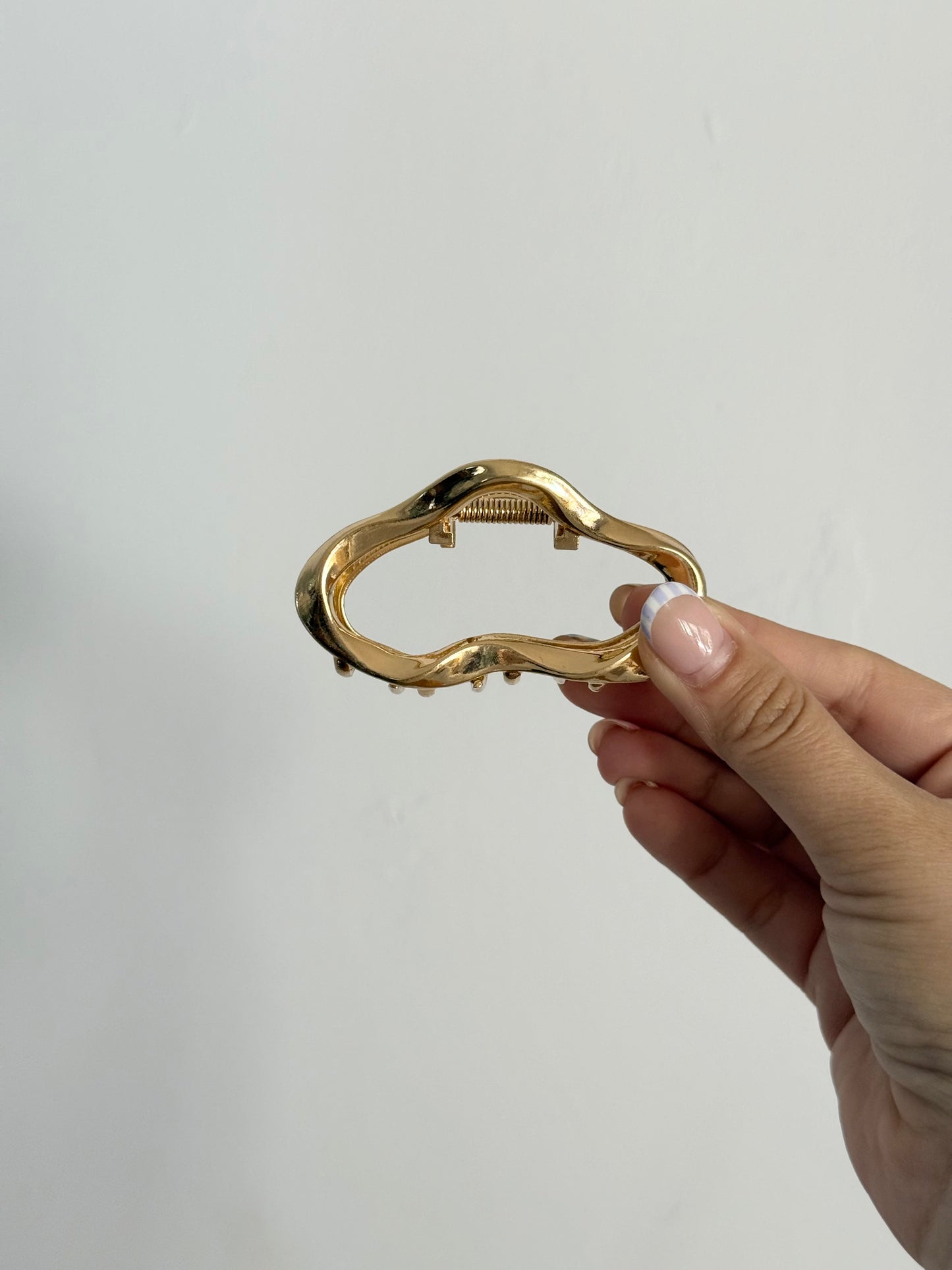 Abstract Oval Hair Clip