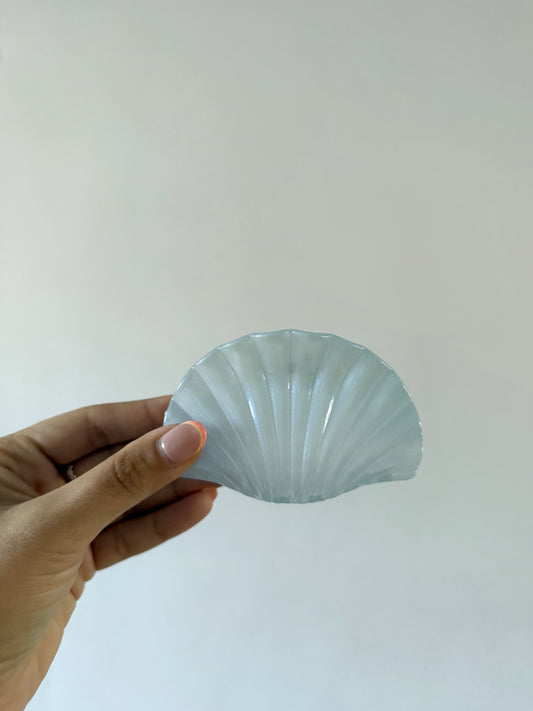 Light Blue Clam Shell Clip