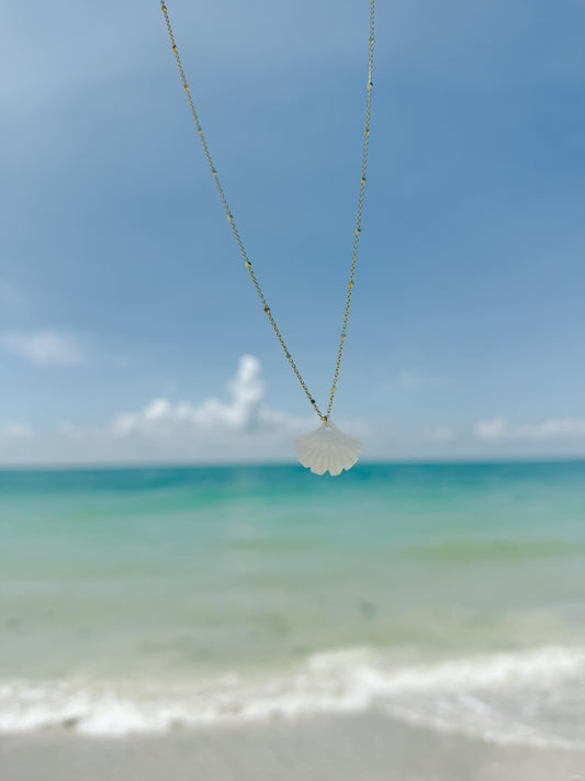 Mother of Pearl Shell Fan Necklace