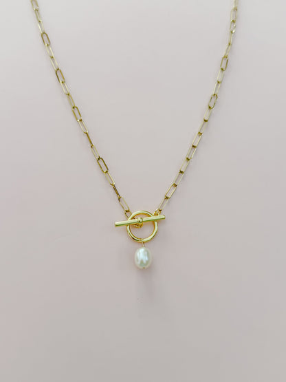 Pearl Toggle Necklace