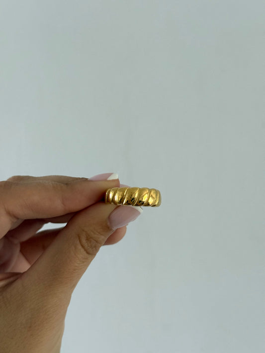 Stainless Steel Croissant Ring