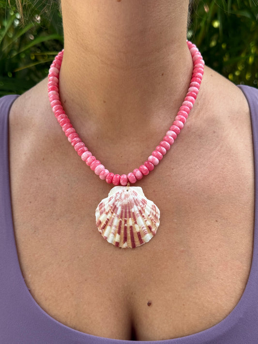 Pink Marbled Beaded Scallop Shell Necklace
