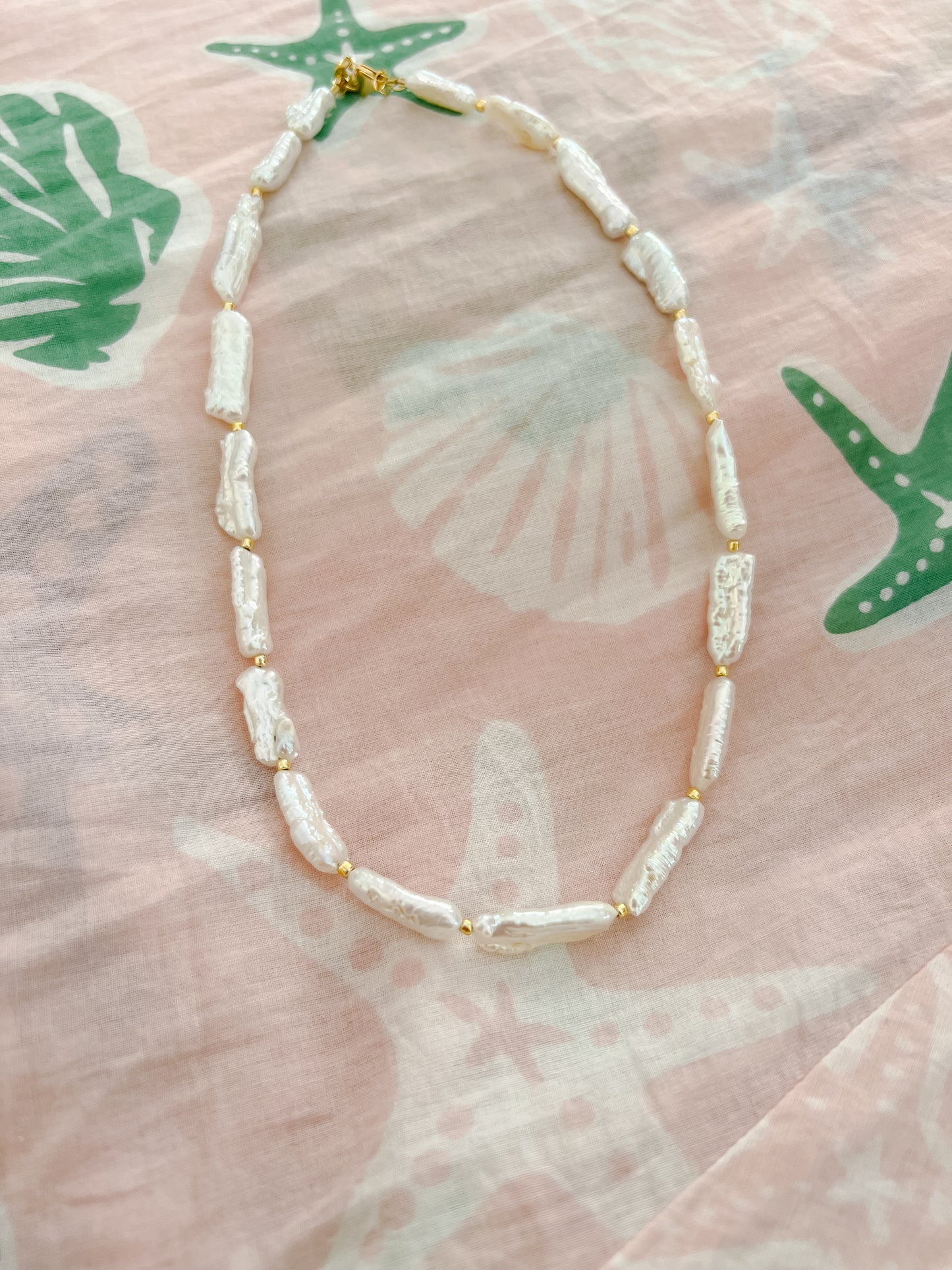 Rectangle Pearl Necklace