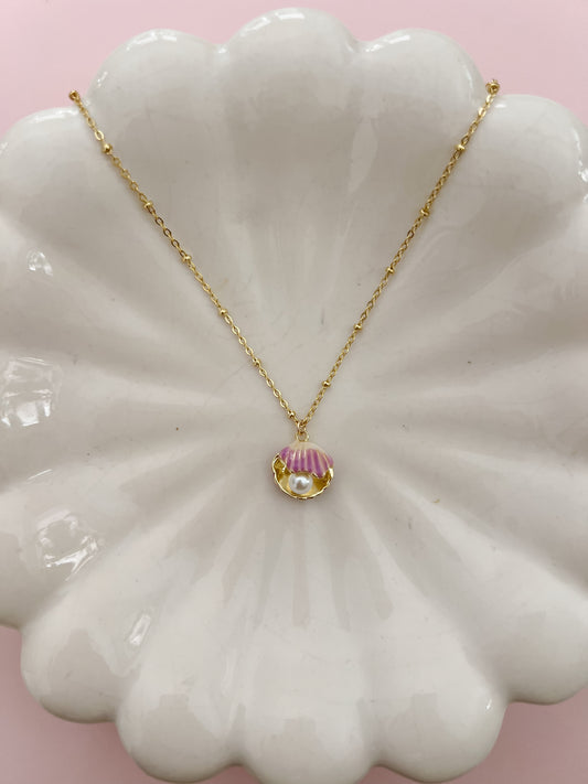 Light Purple Clam & Pearl Necklace