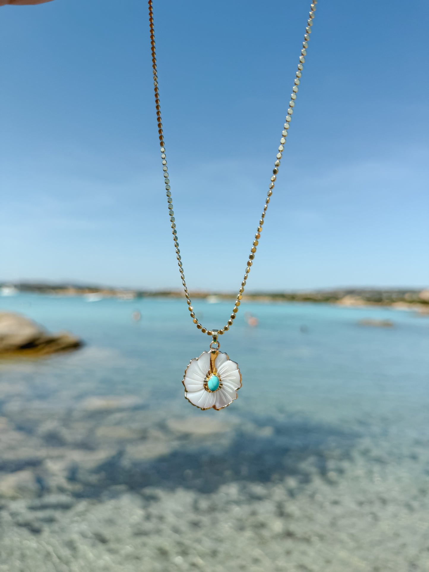 Mother of Pearl Flower Necklace