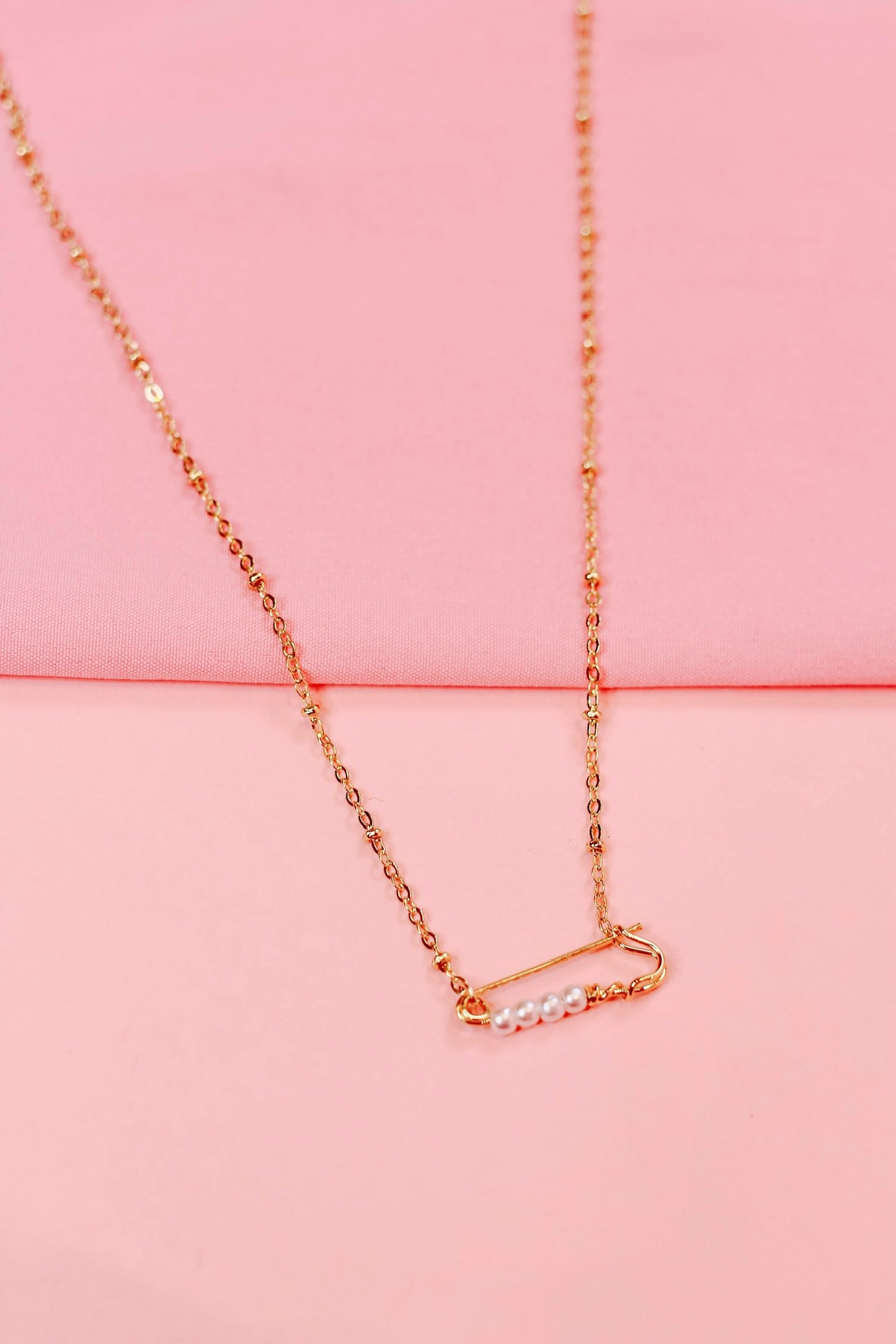 Pearly Safety Pin Necklace