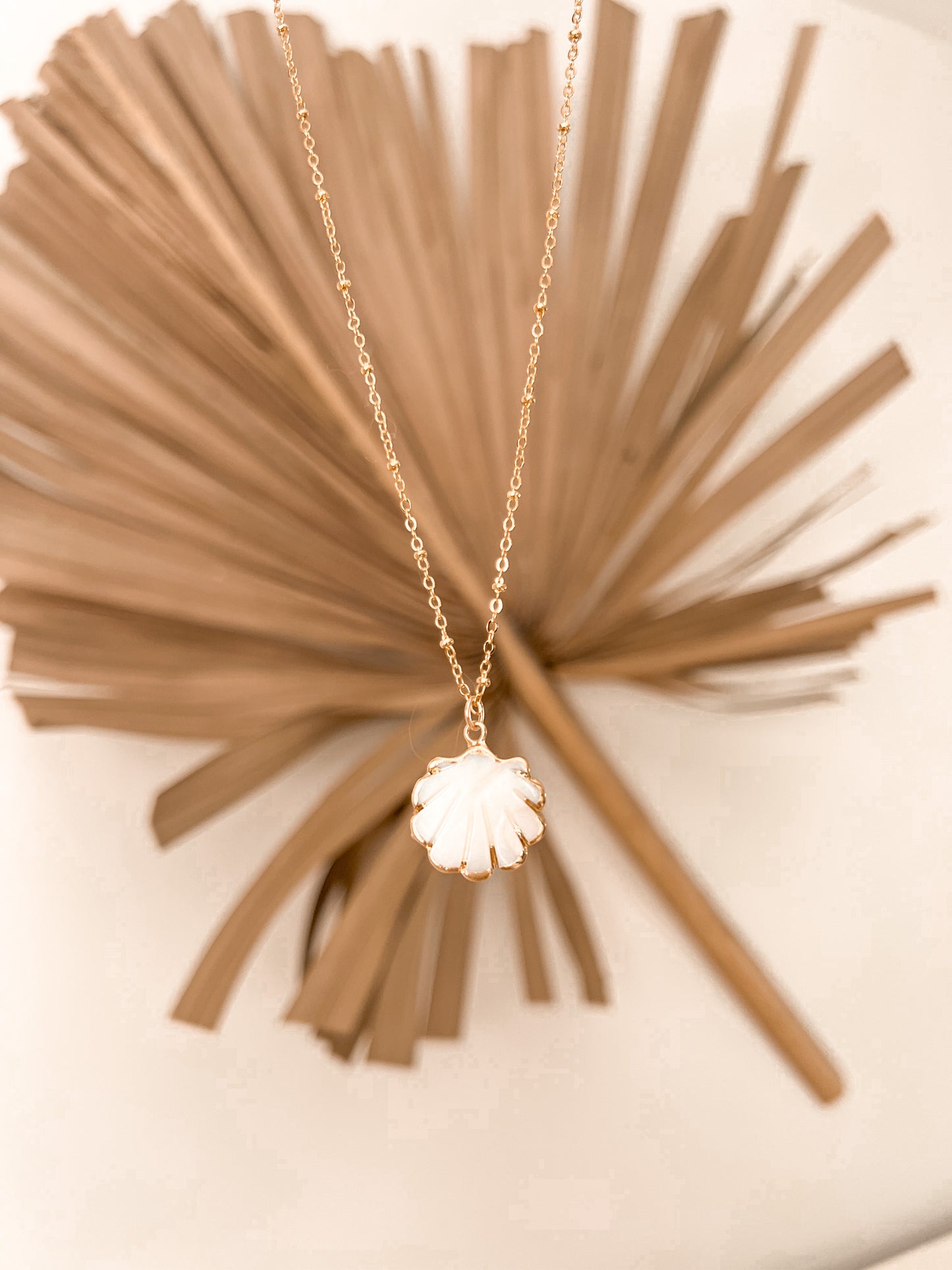 Goldie Mother of Pearl Shell Necklace