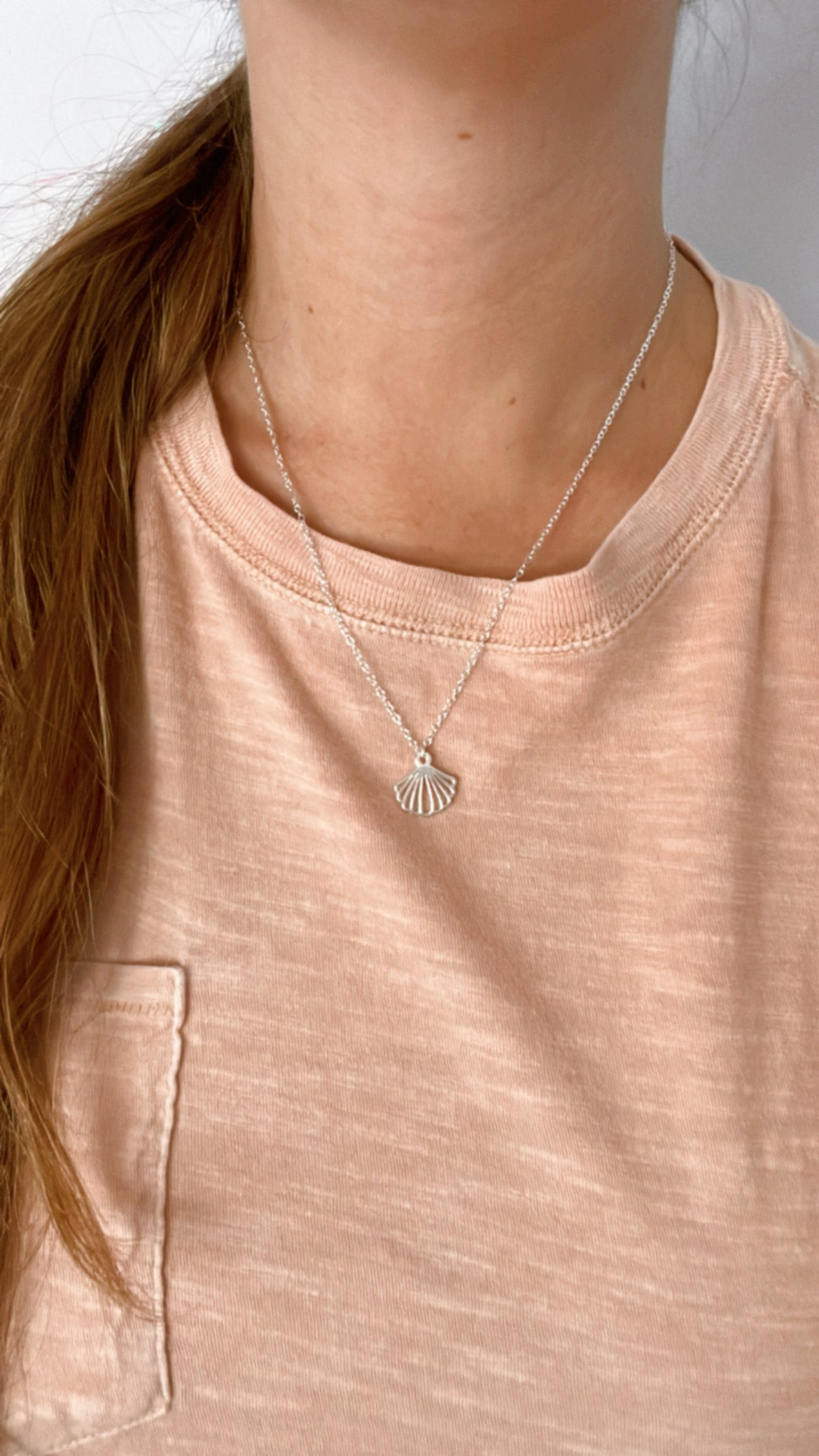 Sterling Silver Seashell Fan Necklace