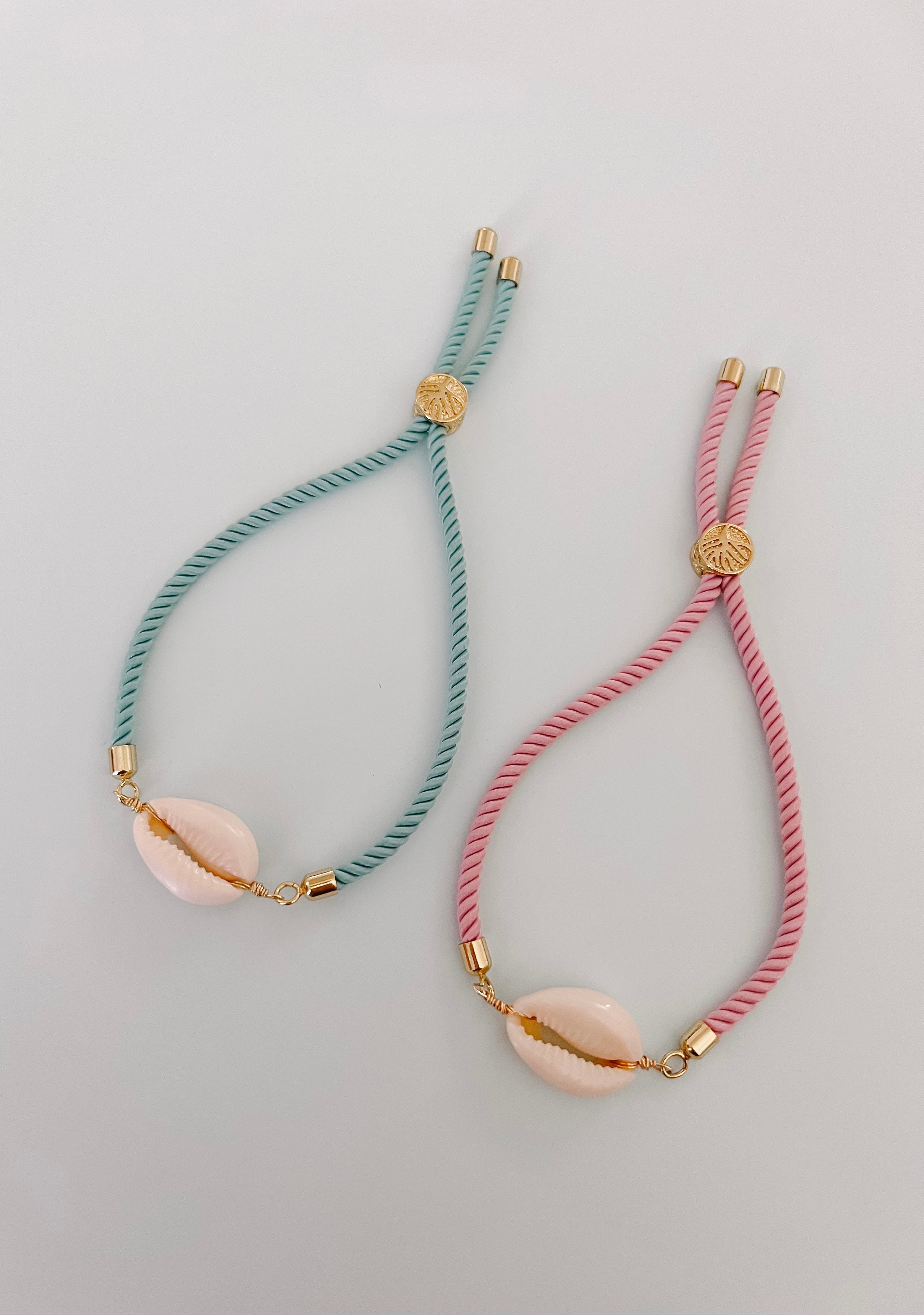 Bracelet Cowrie Shell & Crystal – Fern