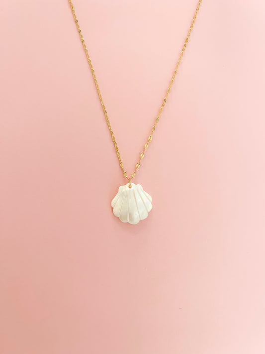 Mother of Pearl Shell Necklace