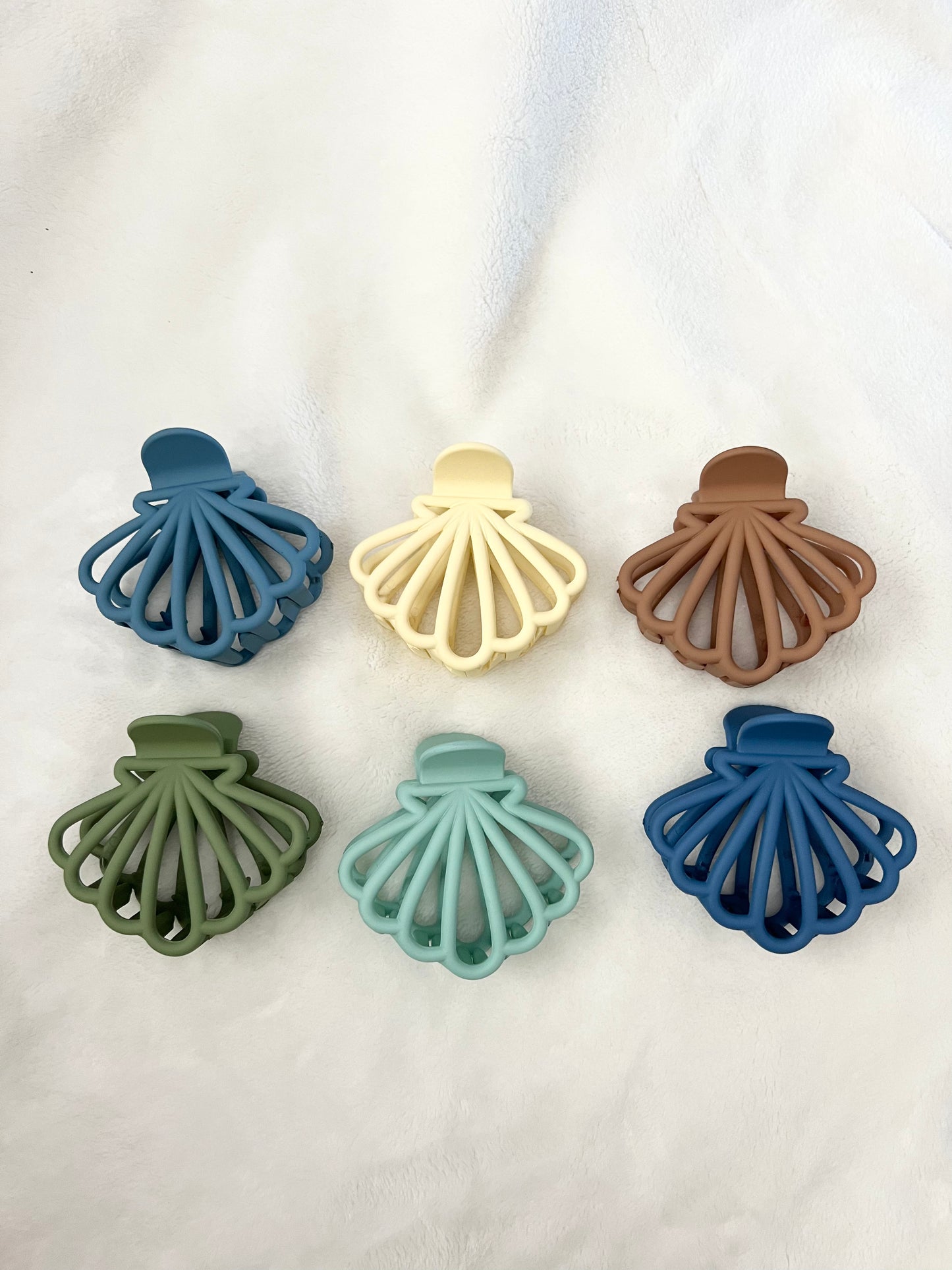 Matte Seashell Hair Claw Clip